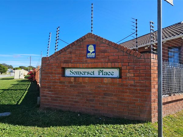3 Bedroom Townhouse 3 Bedroom Townhouse