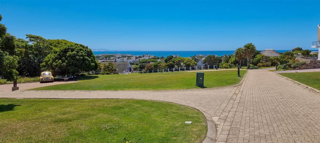 800 m² Land available in St Francis Bay photo number 6