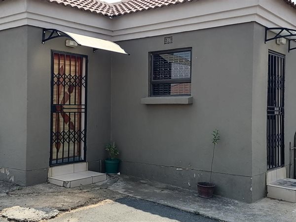 3 Bedroom House 3 Bedroom House
