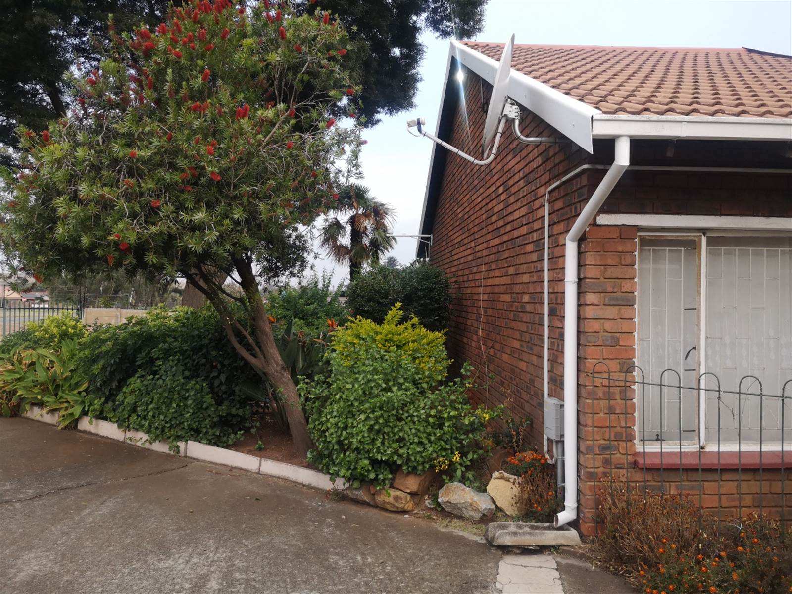 3 Bed Townhouse in Boksburg South photo number 3
