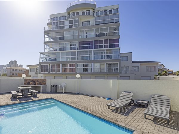 3 Bed Apartment in Tableview