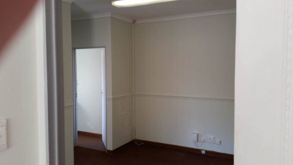 60  m² Commercial space in Westdene photo number 19