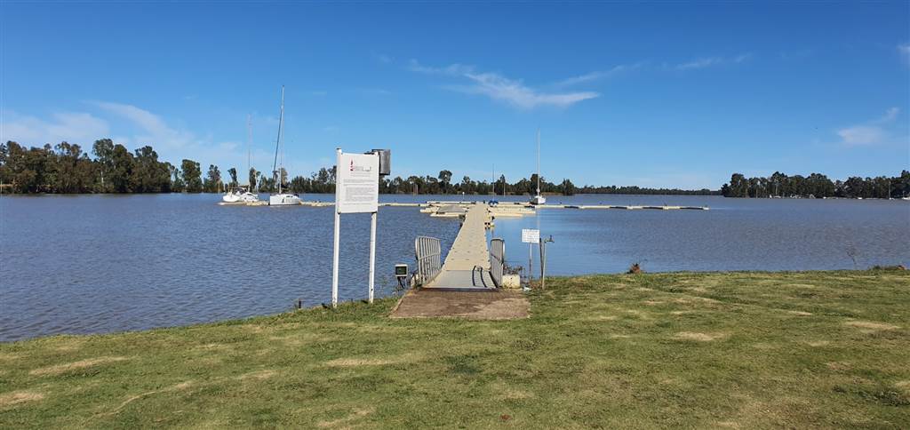 1000 m² Land available in Vaal Marina photo number 16