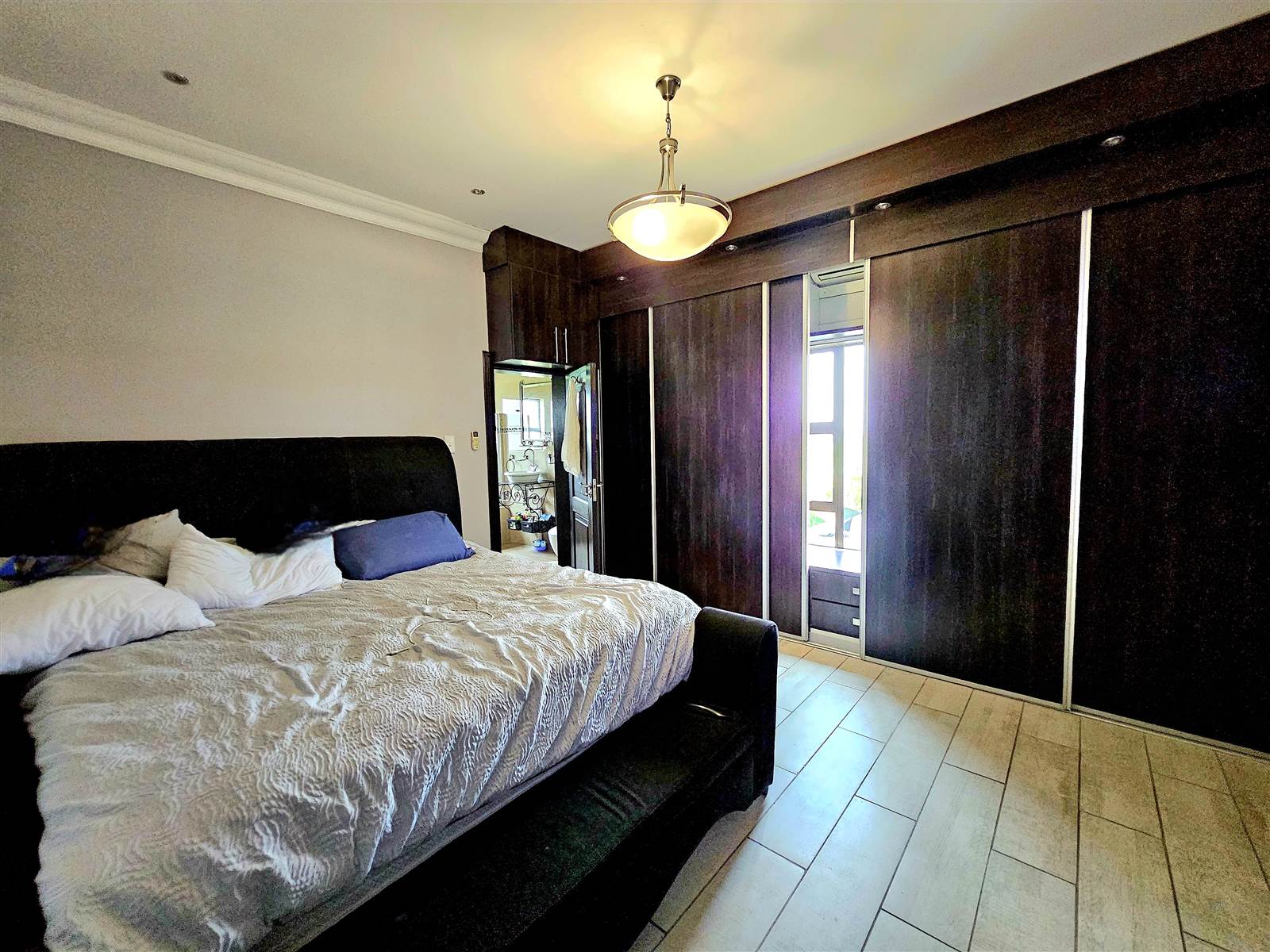 5 Bed Apartment in Waterkloof photo number 13