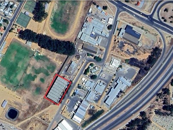 2 470 m² Industrial space 2 470 m² Industrial space