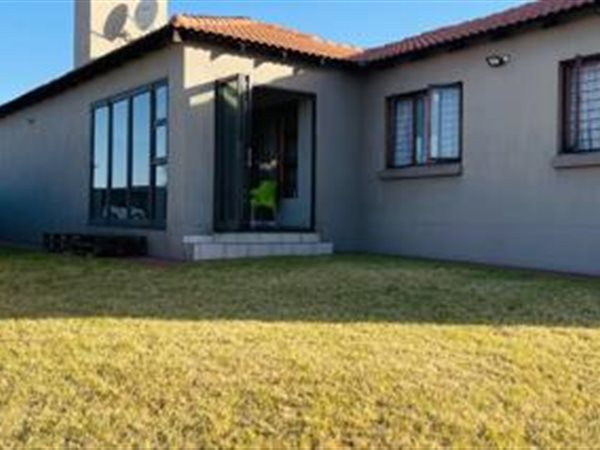 3 Bedroom House 3 Bedroom House