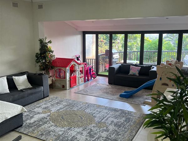 3 Bedroom House 3 Bedroom House