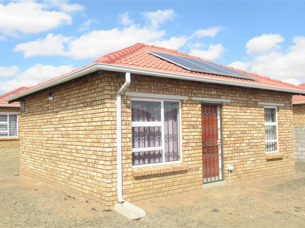 2 Bed House in Daveyton