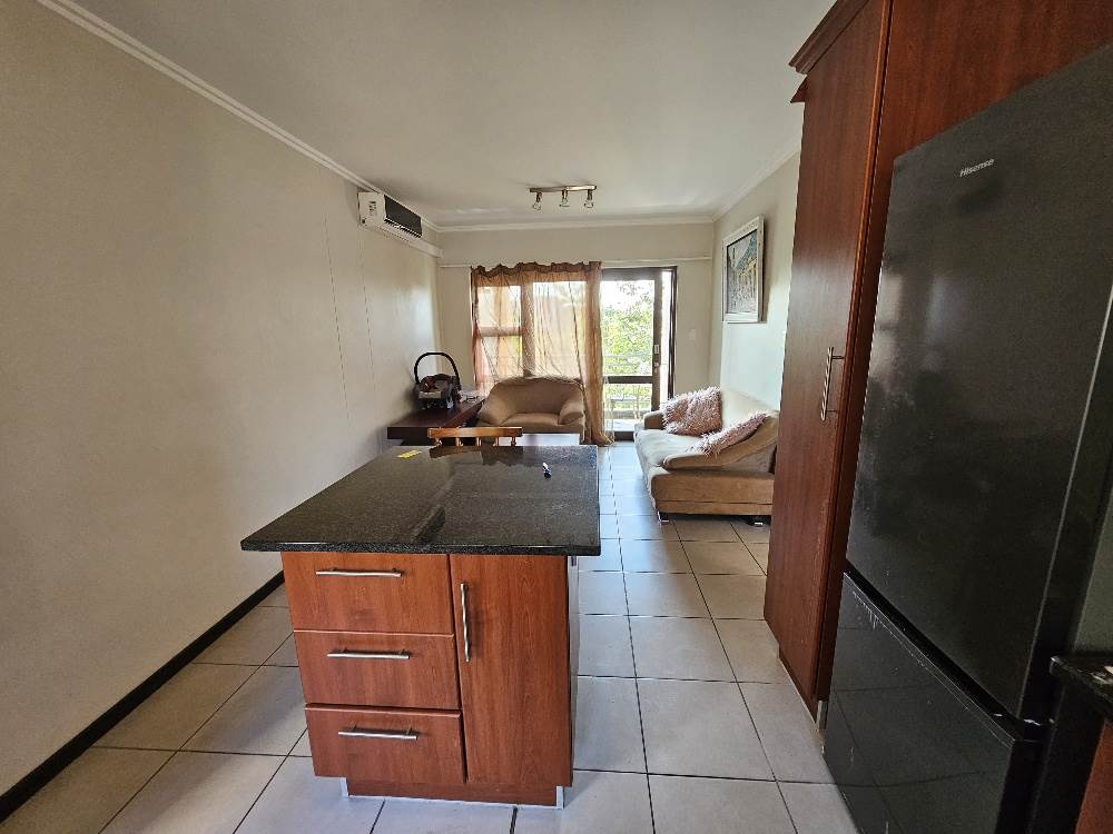 1 Bed Apartment in Westville photo number 4