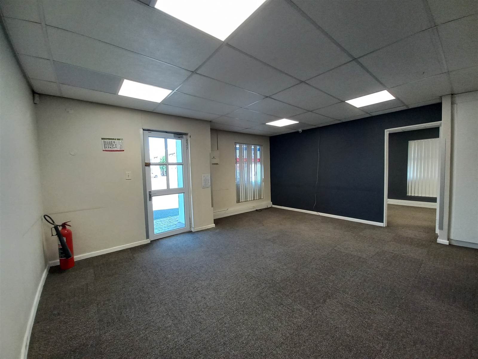 108  m² Commercial space in Milnerton photo number 2