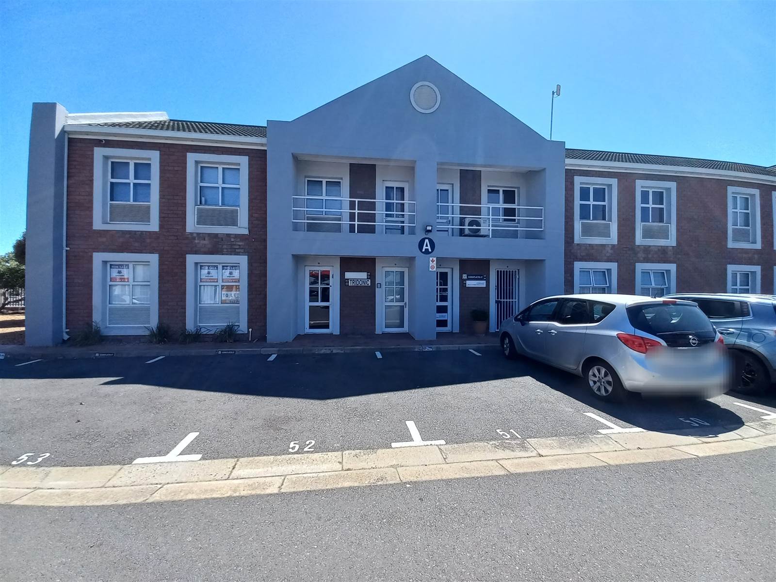 108  m² Commercial space in Milnerton photo number 1