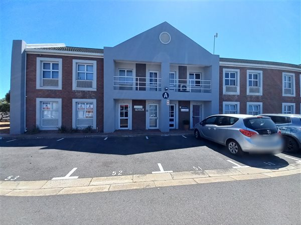 108  m² Commercial space in Milnerton