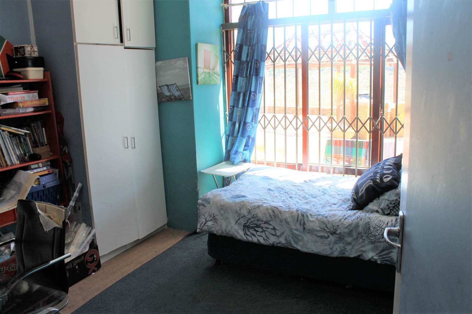 10 Bed House in Fish Hoek photo number 15