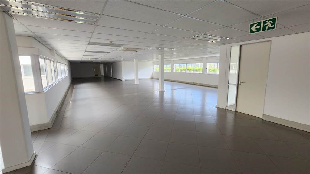 54000  m² Industrial space in Rosslyn photo number 21