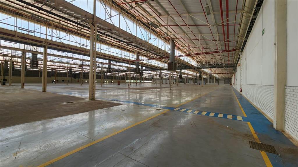 54000  m² Industrial space in Rosslyn photo number 18