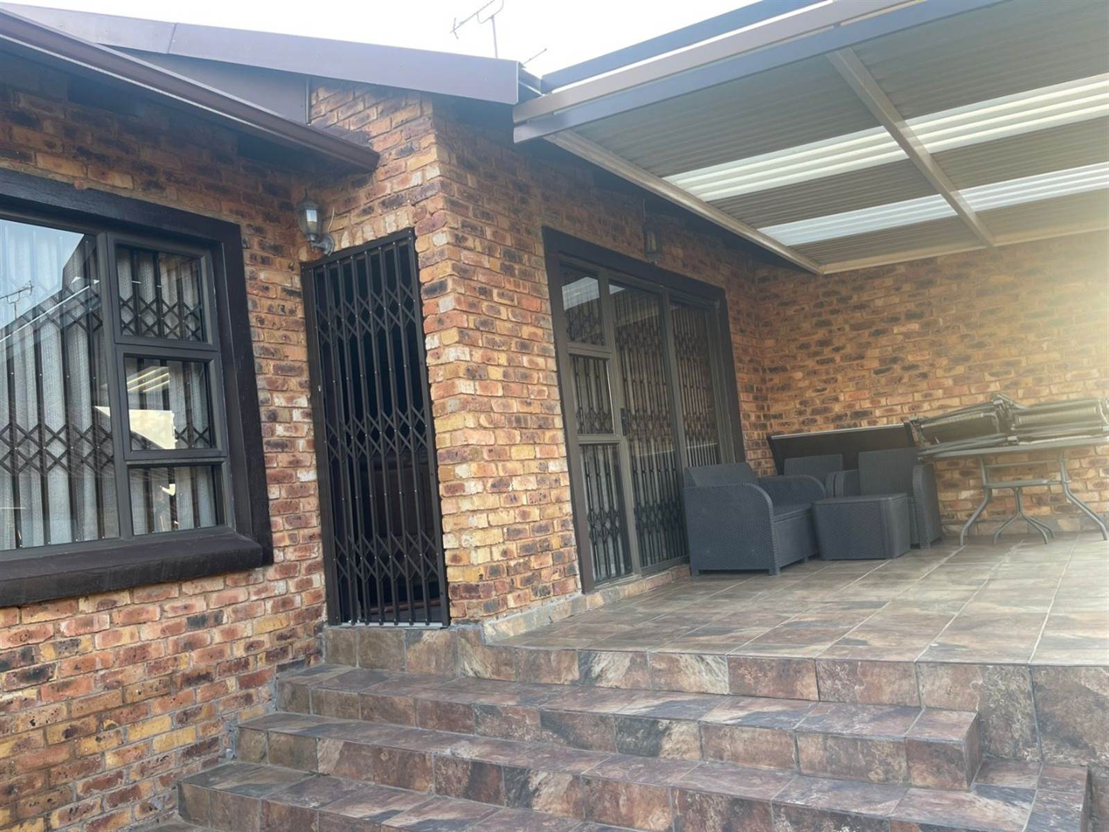 3 Bed House in Meredale photo number 18