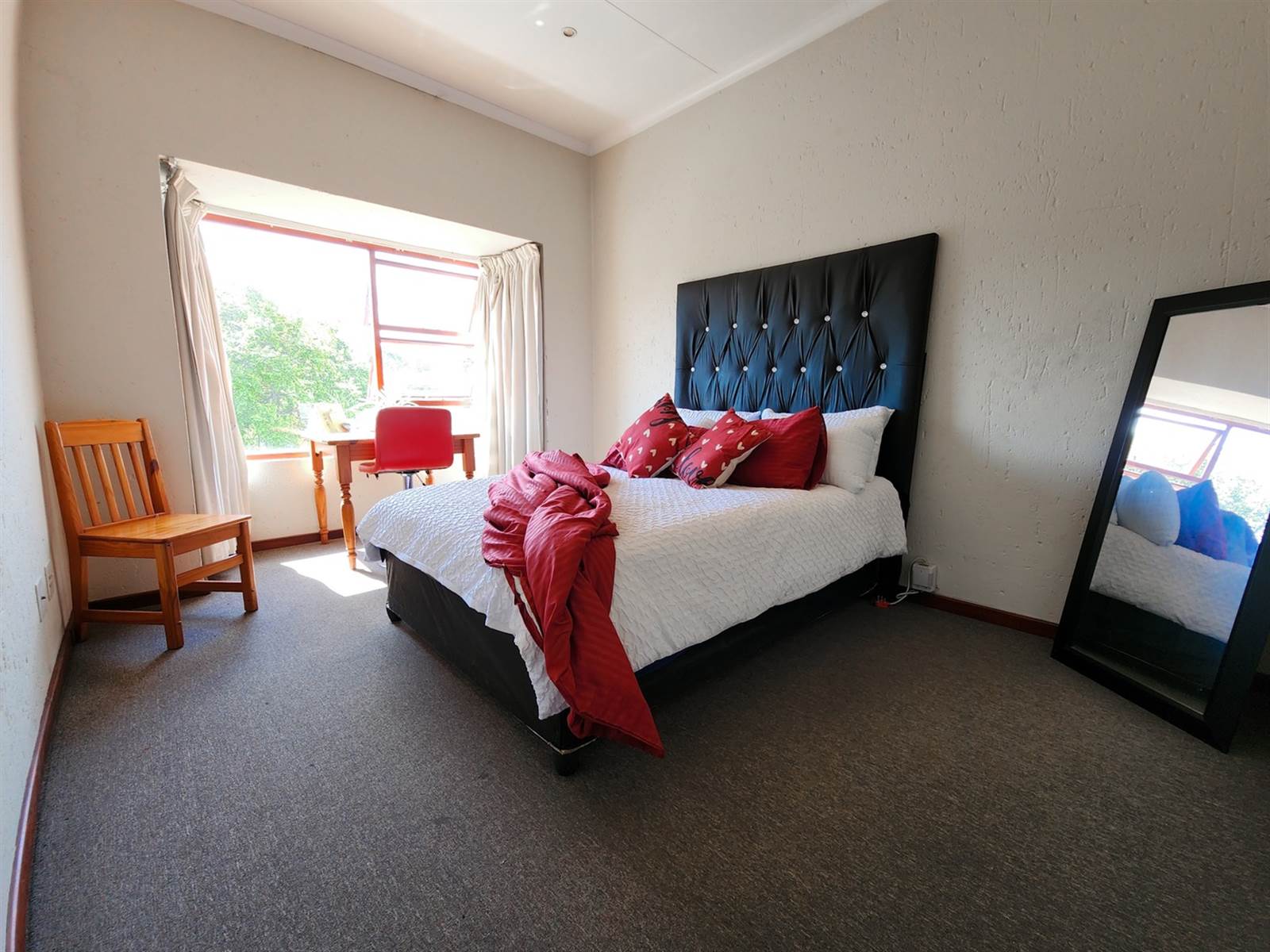 3 Bed Apartment in Rivonia photo number 24