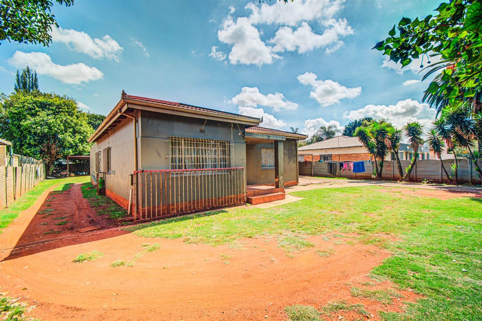 4 Bed House in Kempton Park Ext 2 photo number 3