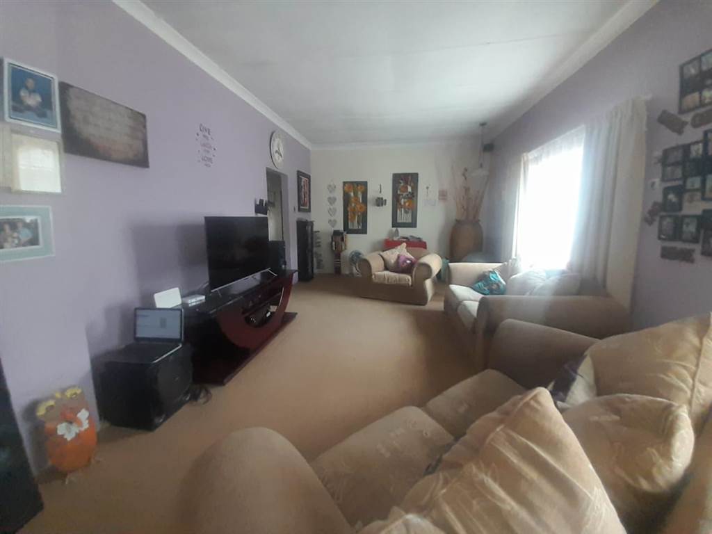 3 Bed House in Boksburg North photo number 3