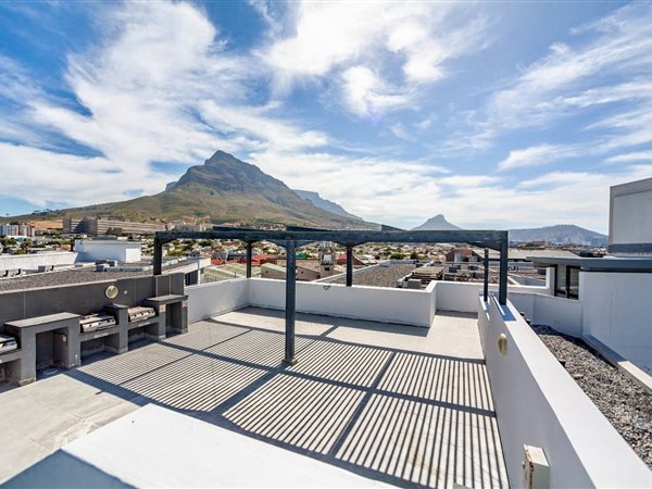 1 Bedroom Flat 1 Bedroom Flat
