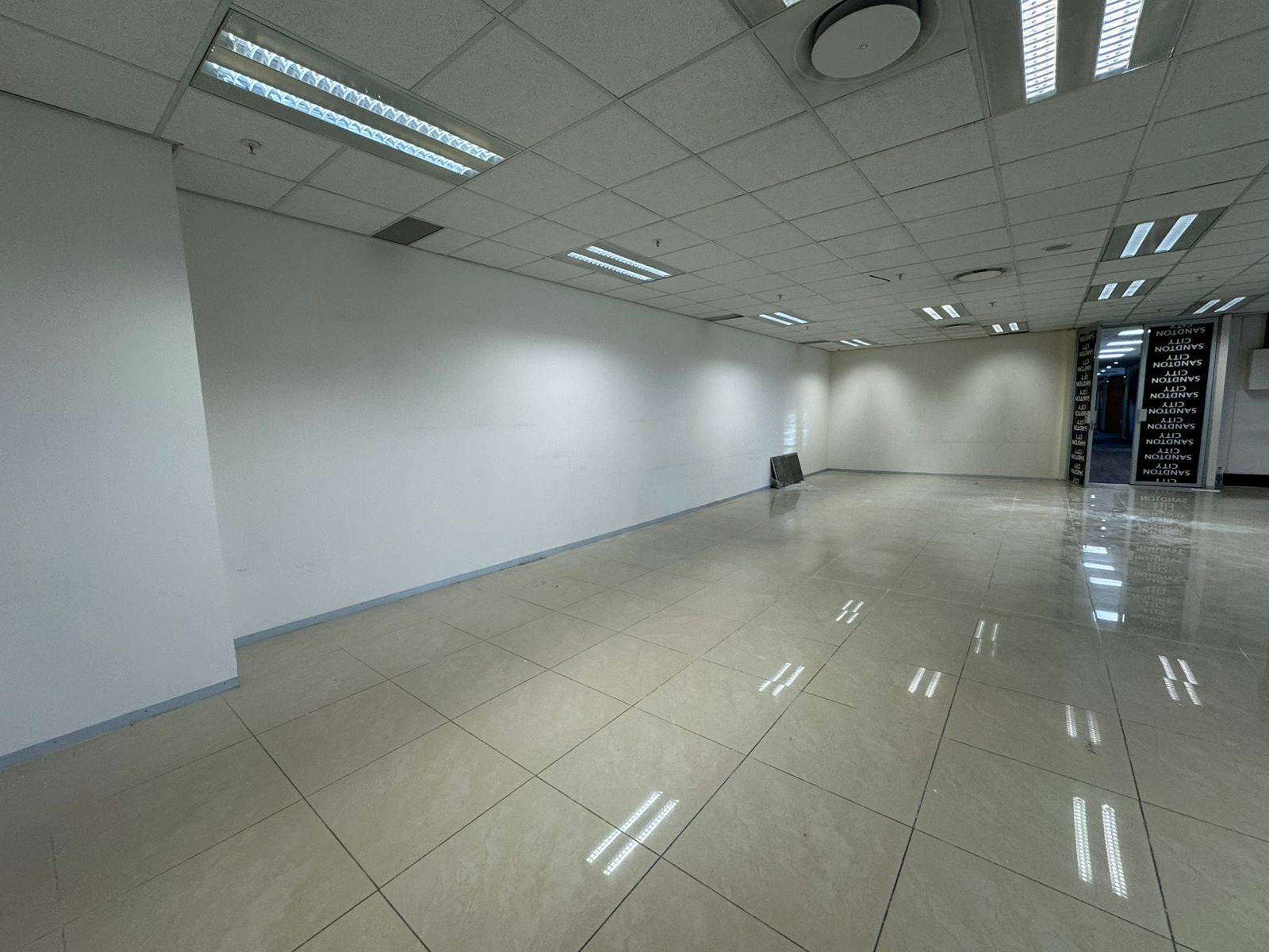 164  m² Commercial space in Sandown photo number 15