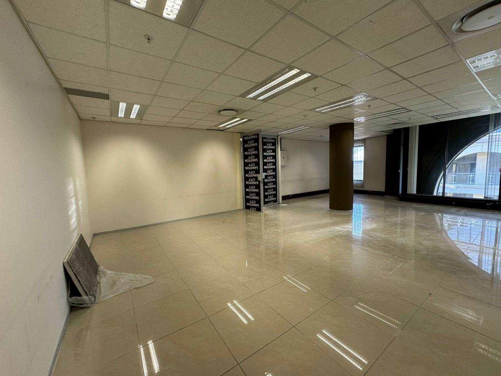 164  m² Commercial space in Sandown photo number 24