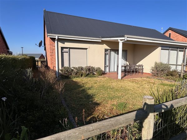 1 Bedroom Simplex 1 Bedroom Simplex