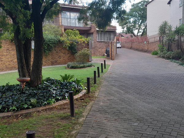 3 Bed Apartment in Southcrest