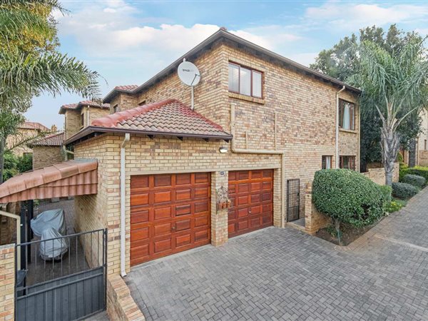 4 Bed Townhouse in Willowbrook