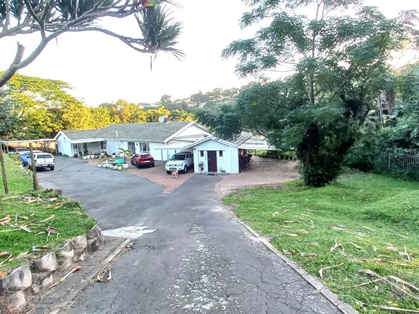 6 Bedroom House 6 Bedroom House