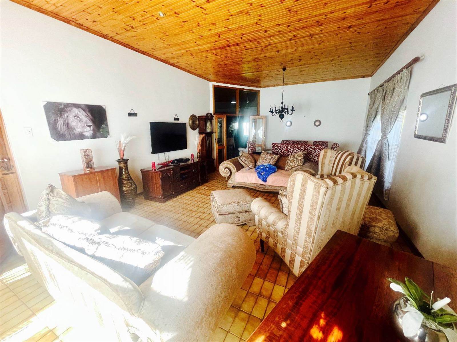 13 Bed House in Vryheid photo number 19