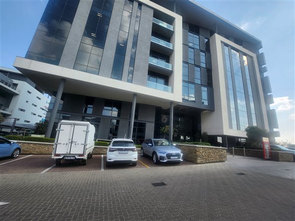 1 116 m² Commercial space 1 116 m² Commercial space
