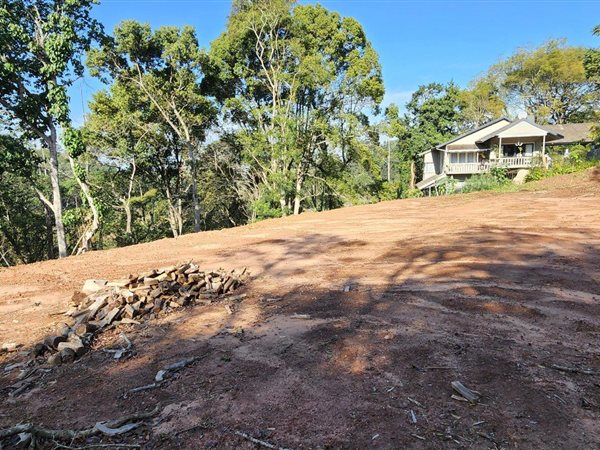 4977 m² Land available in Kloof