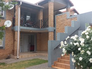 2 Bed Townhouse in Meyersdal