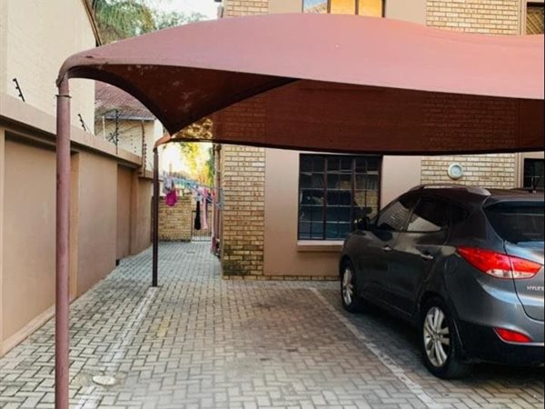 2 Bedroom House 2 Bedroom House