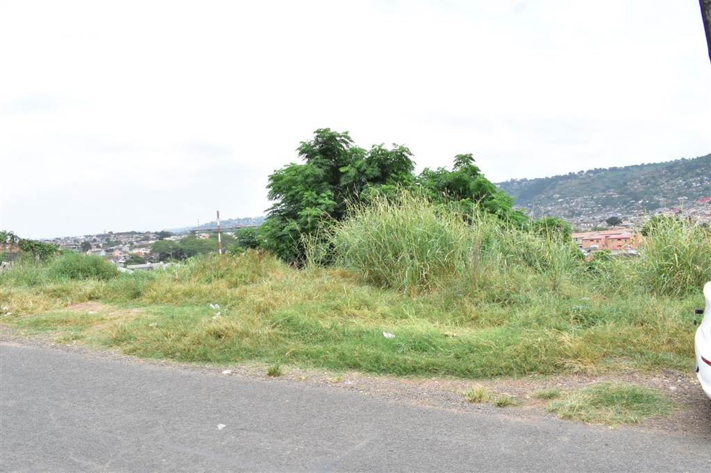 712 m² Land available in Palmview photo number 3