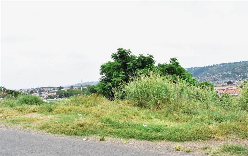 712 m² Land available in Palmview photo number 1