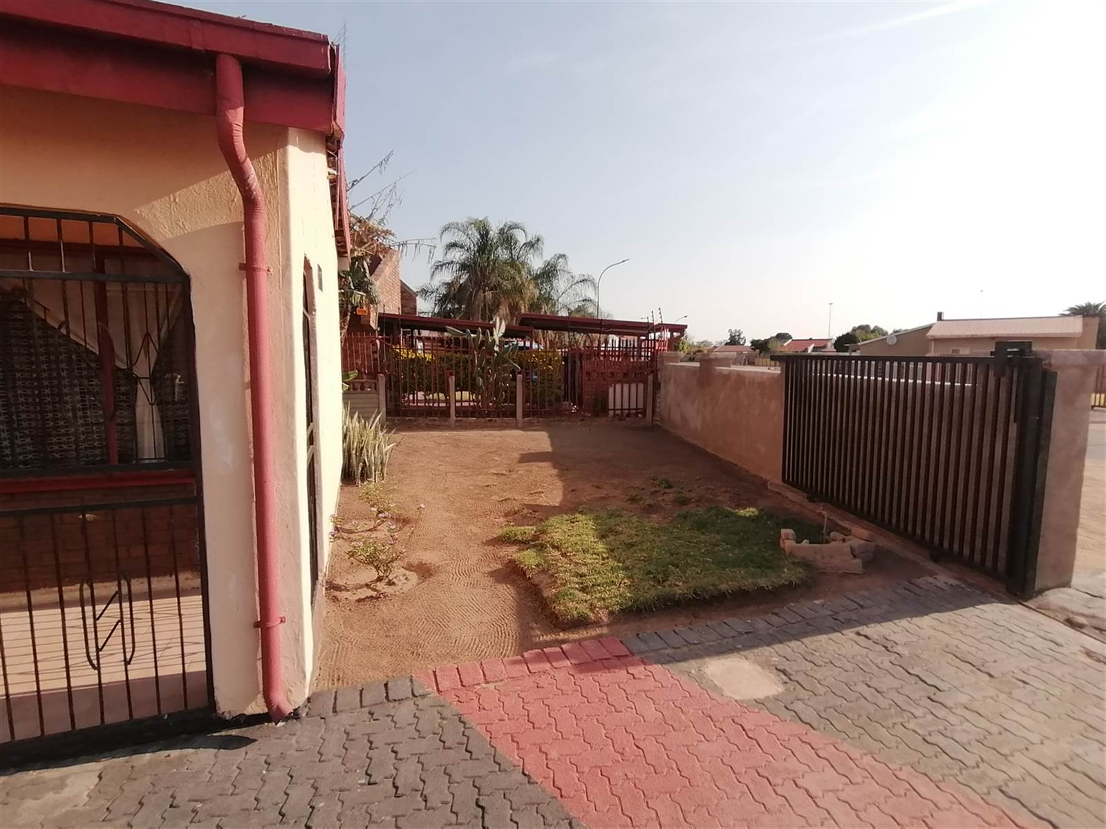 3 Bed House in Mmabatho photo number 4