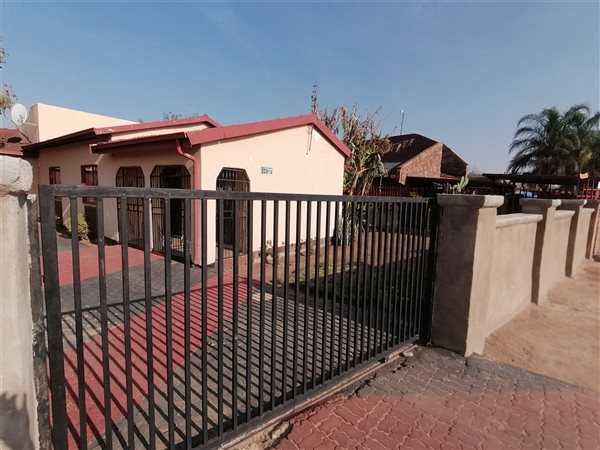 3 Bed House in Mmabatho