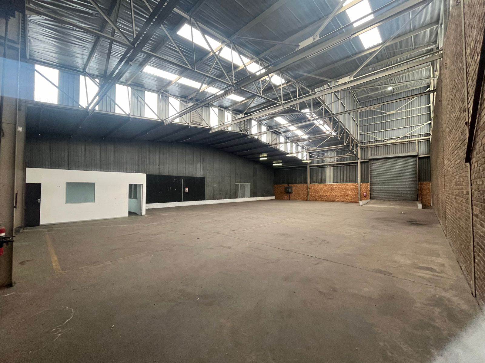 607  m² Industrial space in Jet Park photo number 5