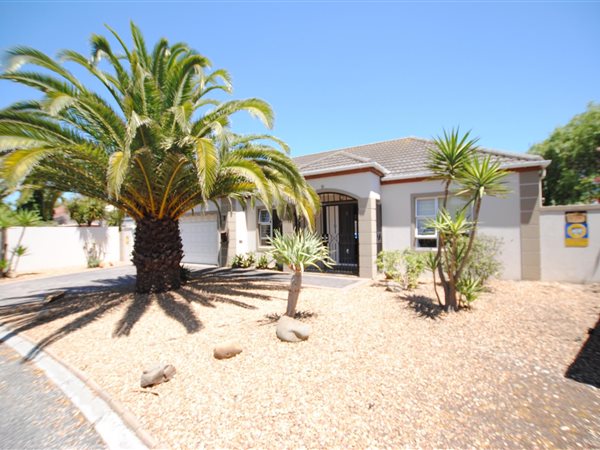 3 Bed House in Blouberg Sands