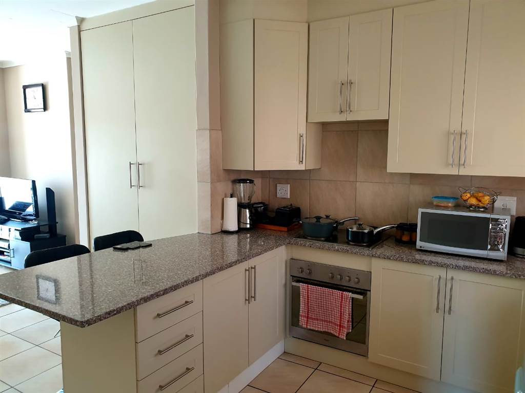 2 Bed Apartment in Annlin photo number 1