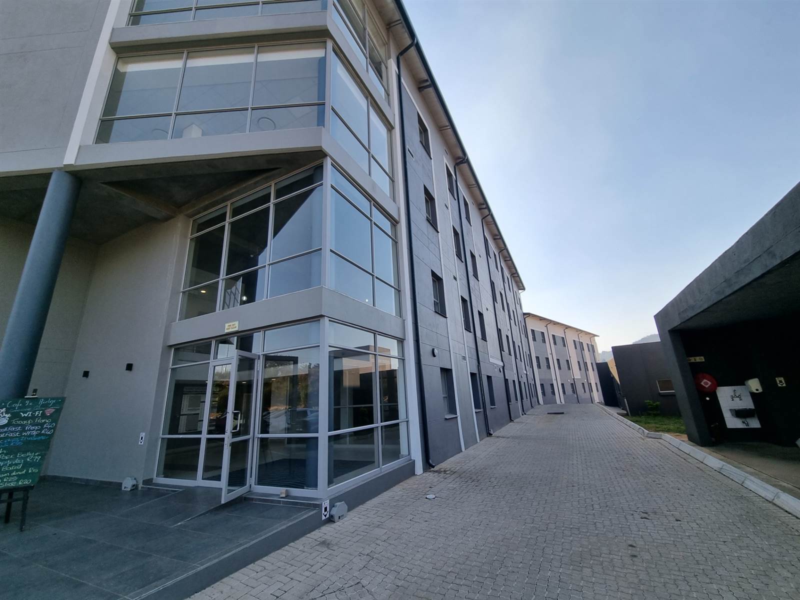 37  m² Office Space in Nelspruit photo number 1