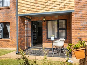 2 Bed House in Mahube Valley