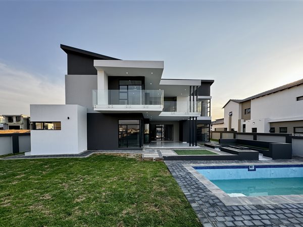 5 Bed House