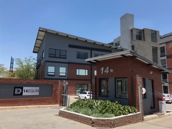 190  m² Office Space in Sunninghill