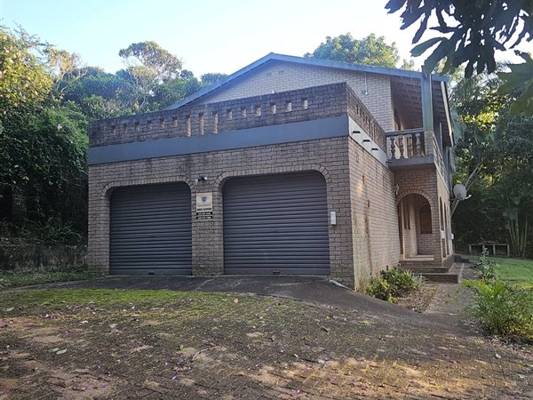 4 Bedroom House 4 Bedroom House
