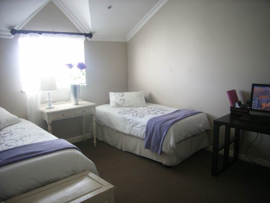 3 Bed House in Mt Edgecombe Estate 1 & 2 photo number 10