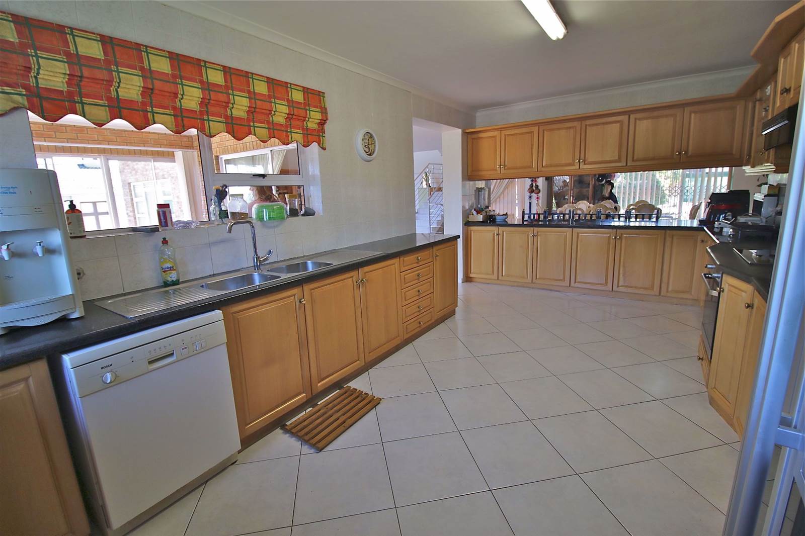 5 Bed House in Plattekloof photo number 7