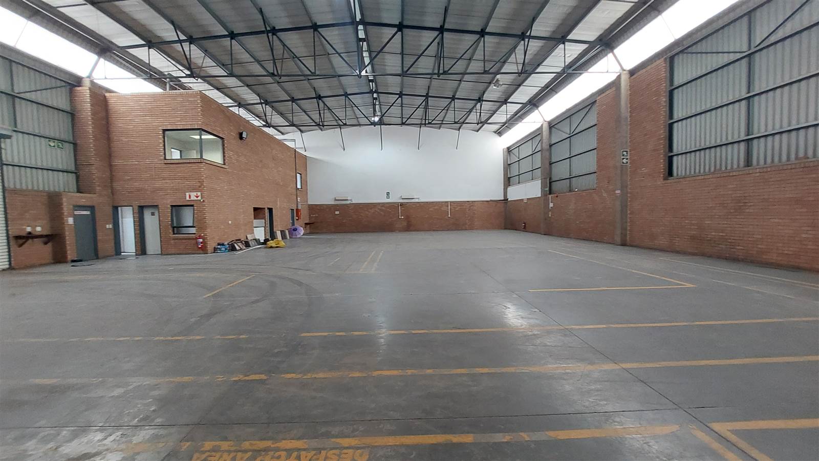 790  m² Industrial space in Jet Park photo number 18